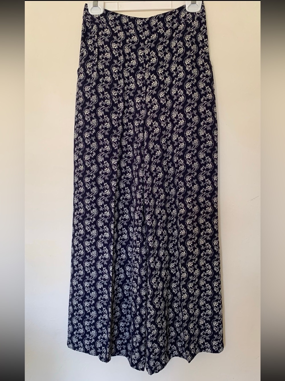 Treasure & Bond High Waisted Wide Leg Pants in Navy Blue Floral Size SMALL